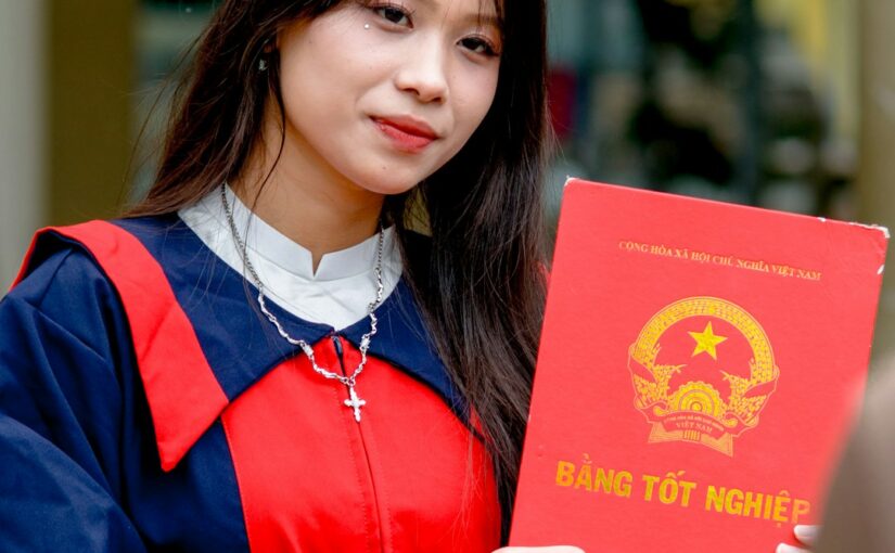 Mẫu Hành Vi Cưỡng Chế Ở Tự Kỷ
