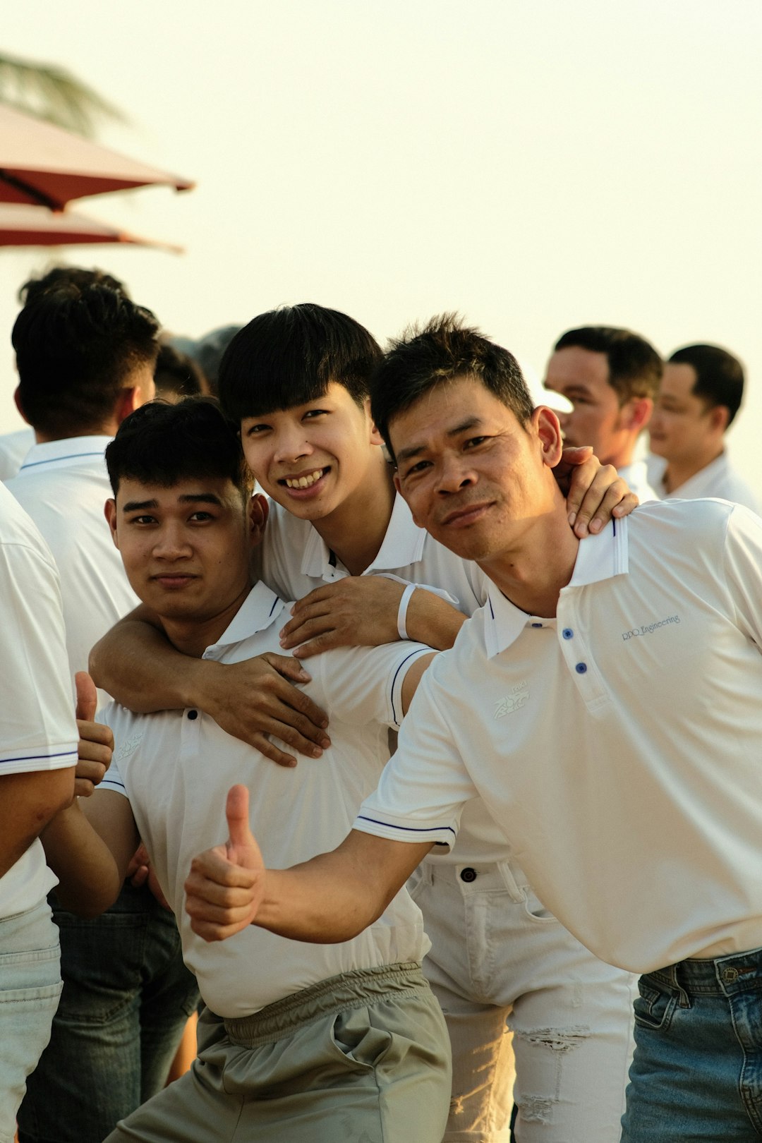 การสนับสนุนเพื่อนร่วมชั้นและการยอมรับ