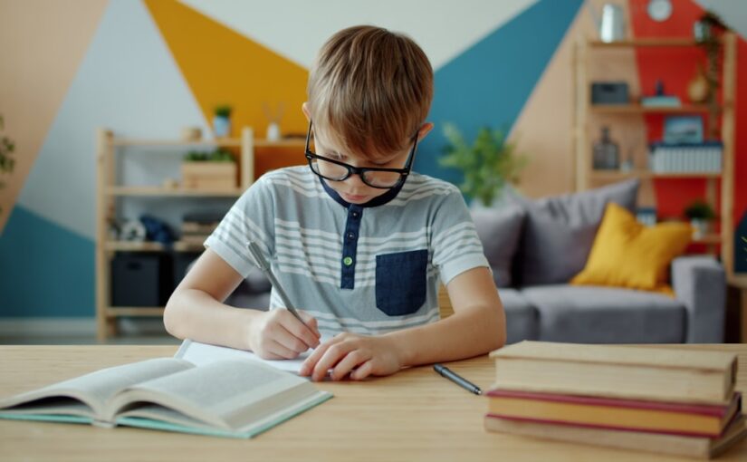تأثير التعلم المبكر والنمط التربوي