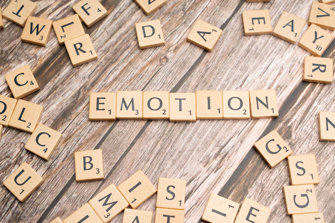 Inestabilidad Emocional Y Sensibilidad Social