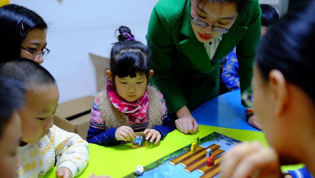 Kỹ Năng Xã Hội Cho Trẻ ADHD
