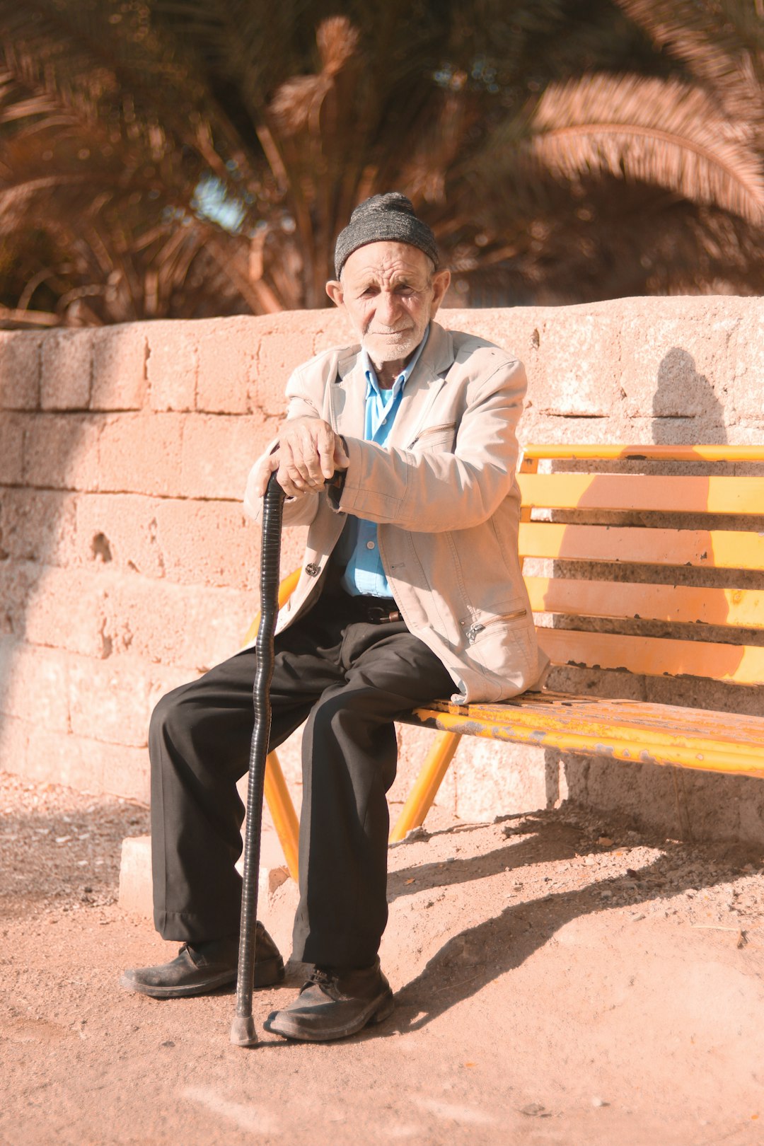 الدعم الأسري لدى كبار السن المصابين