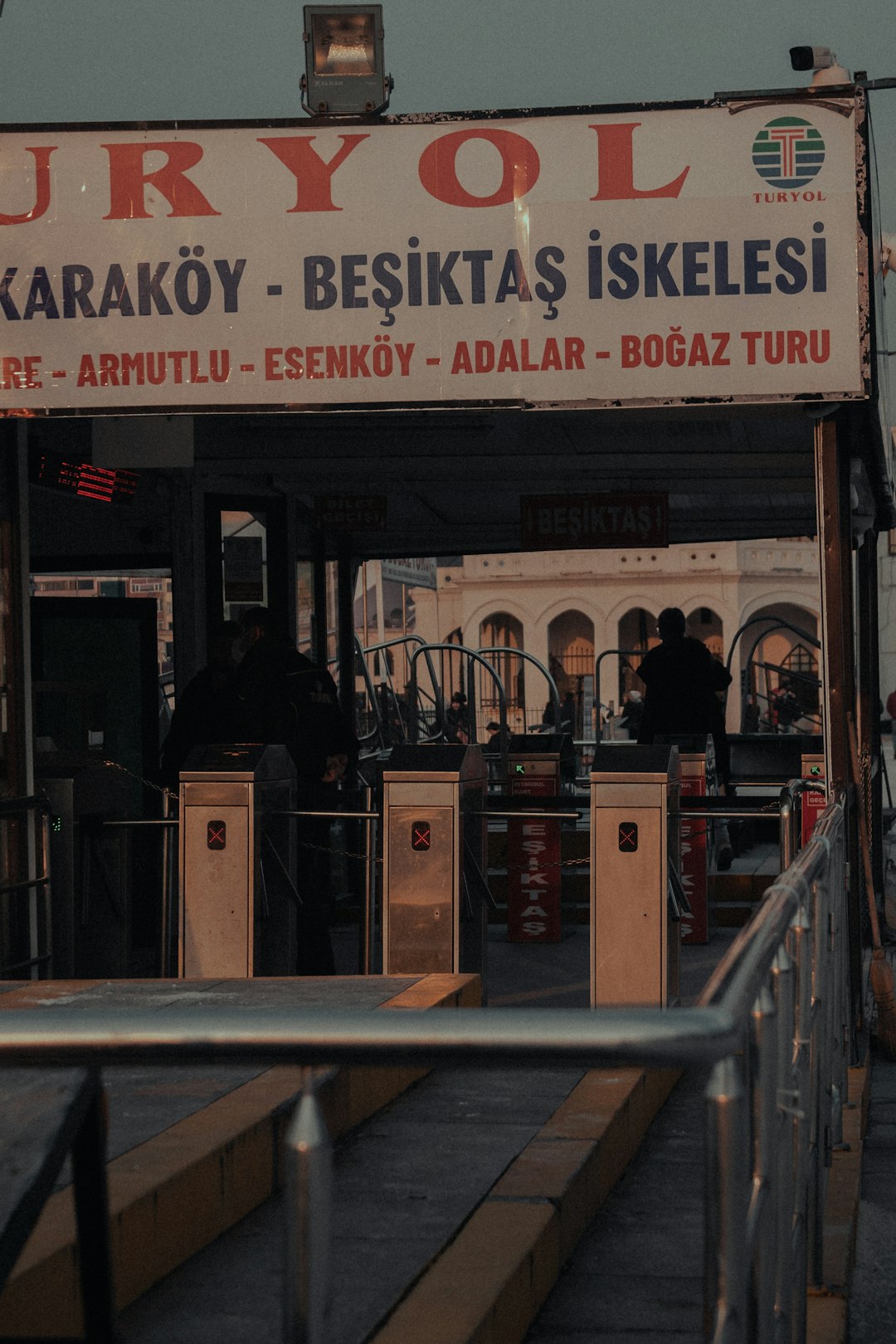 Sosyal Kaçınma Ve İzolasyon Eğilimleri