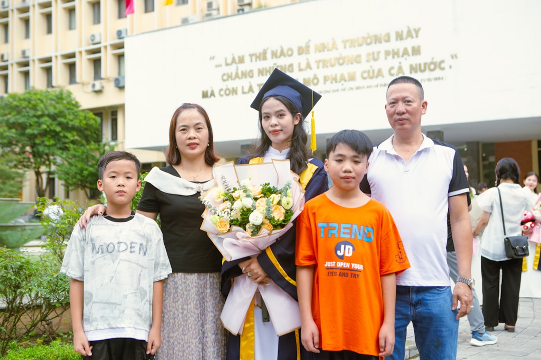 Tác Động Xã Hội Và Gia Đình