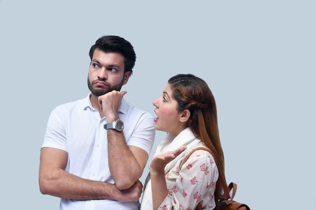 ऑटिज़्म वयस्कों में संवाद सुधार के उपाय