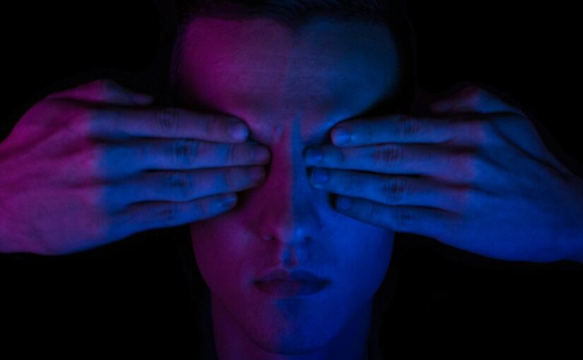 Influencia De Privación Sensorial Temprana