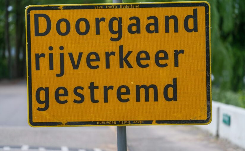RAADS-R Versies En Aanpassingen Samengevat
